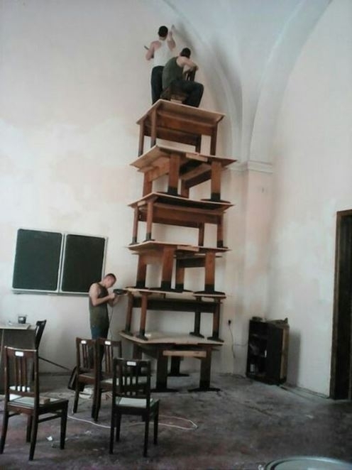 More, ebbű baj lesz!