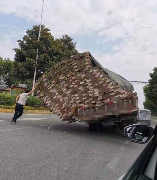 Neki sz@rul indult a napja