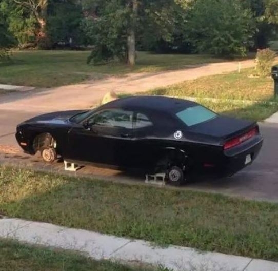 Úgy tűnik, hogy ma reggel valaki késni fog a melóból 🙁