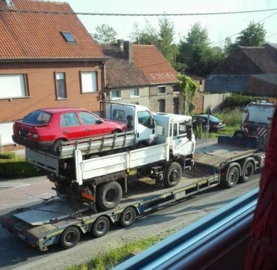 Ennek gondolom komoly büntetés lett a vége