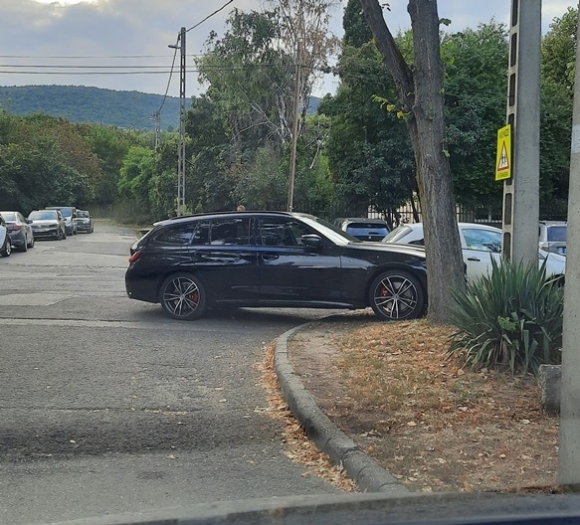 A parasztparkoló rovat nyertese