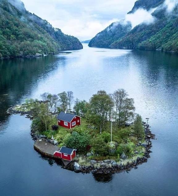 A kép címe - Mindenkit utálok 🙂