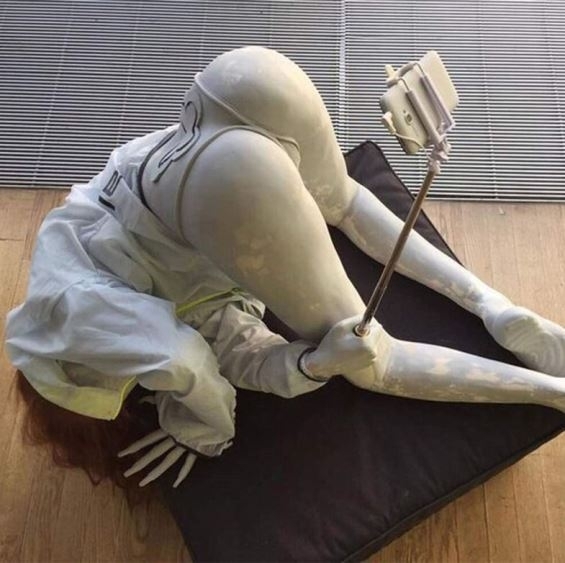 Emlékmű az új generációnak