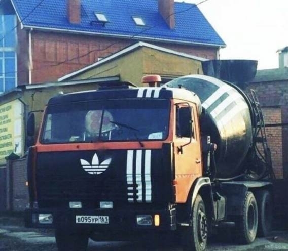 Eközben az oroszoknál