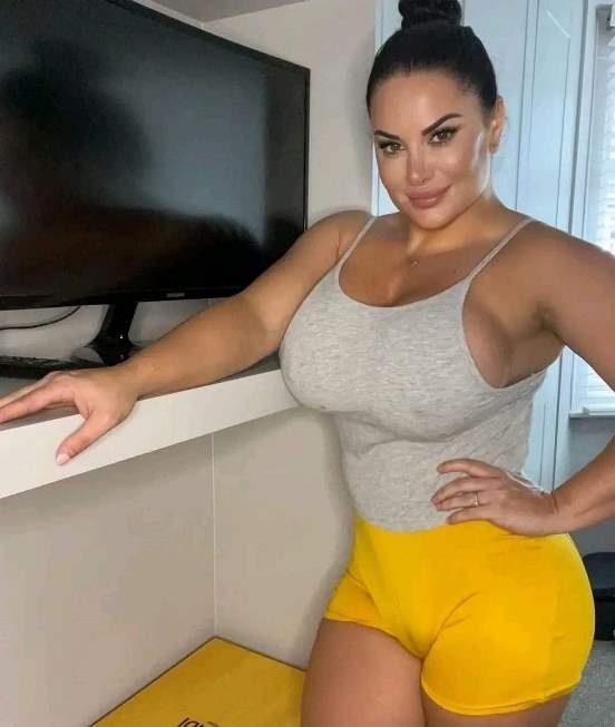 Gyengéd háziasszony olyan férjet keres, aki nem mer visszapofázni