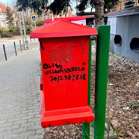 Budán is nyomják a marketinget