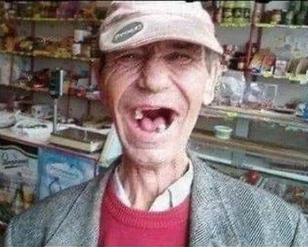 Csókkirálynak hívták a háta mögött