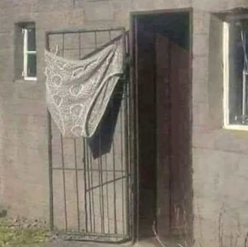 Gézu, megjelöltem bugyival, hogy hol lakom