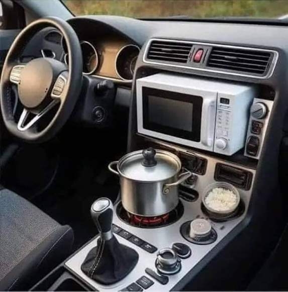 Nem kell albérletre költeni, hiszen lakhatsz az autódban is