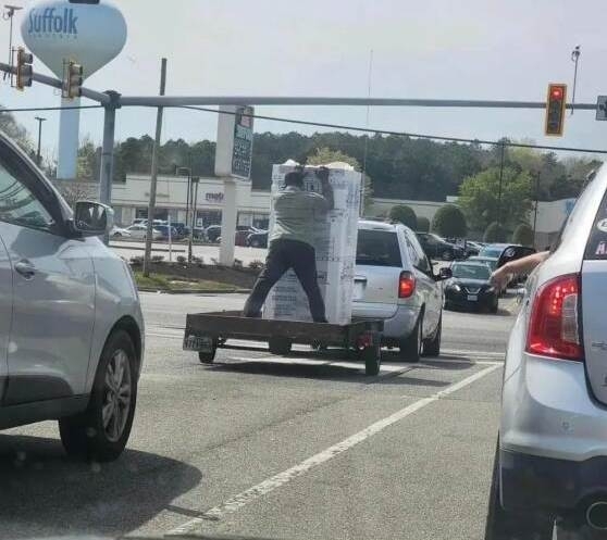 Idióták - Köztünk élnek