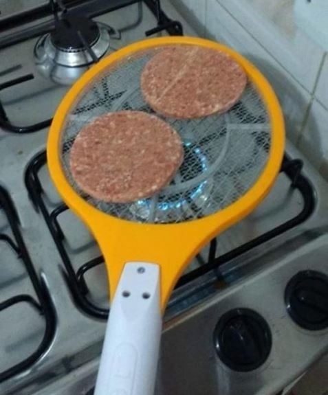 Másnaposan csinál néha érdekes dolgokat az ember