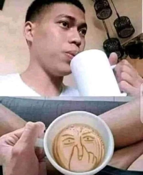 Ki az, aki a reggeli szarás közben issza a kávét? 😮