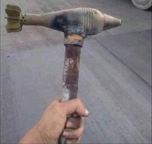 Egyszer használatos bontókalapács