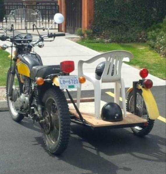 Csinált magának egy oldalkocsis motorkerékpárt