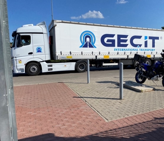 Egy érdekes nevű nemzetközi fuvarozó cég