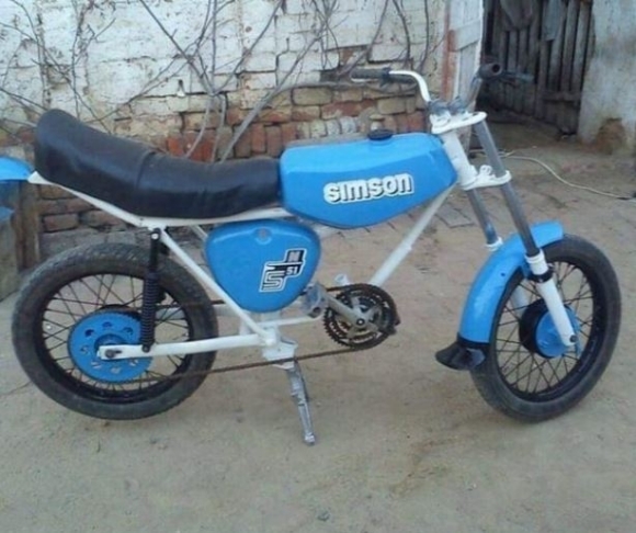 Amikor még nincs lóvéd egy Szimóra, de már nagyon szeretnél gurulni egyet