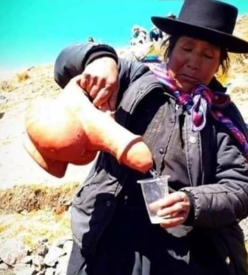 Megszomjazott a néni