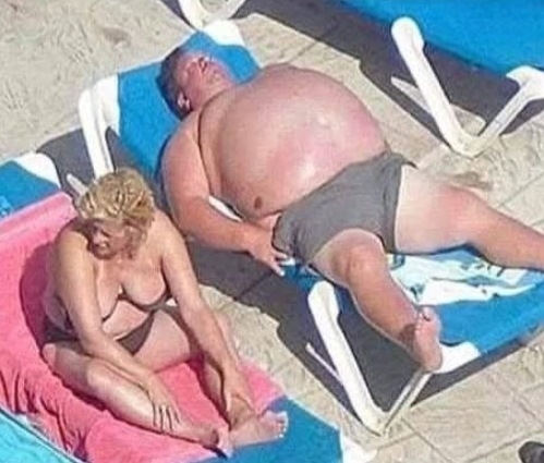 Amikor egész nap nem mersz fingani, mert randin vagytok az új csajoddal