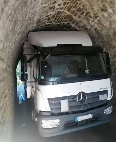 Bevállalta - Nem kellett volna!