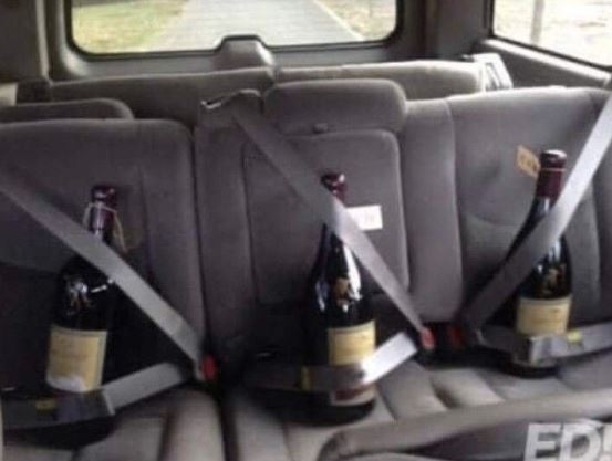 Mindig ügyeljen arra, hogy szerettei be legyenek kötve