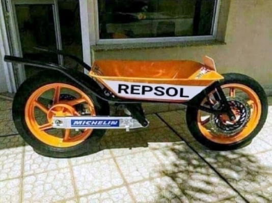 Ilyen egy fullos talicska