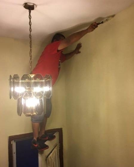 More, ebbű baj lesz!