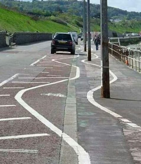 Újabb kerékpársáv kerül felfestésre és átadásra