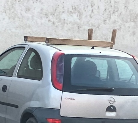 Igényes tetőcsomagtartó