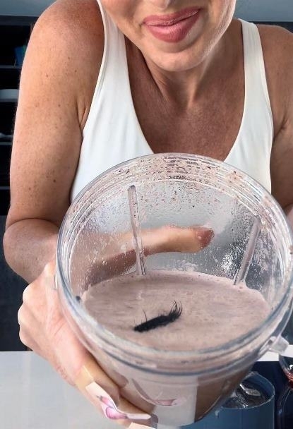 Ejnye, az a fránya műszempilla