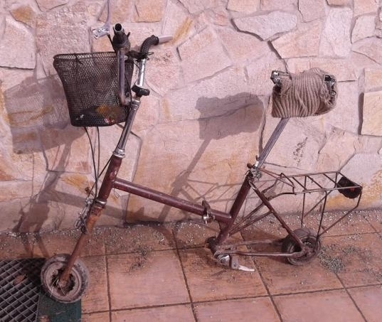 Valaki ezzel ment este a kocsmába