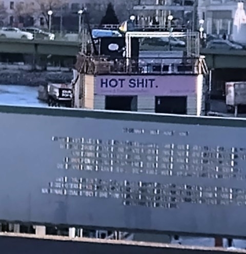 Beszédes név egy hajónak