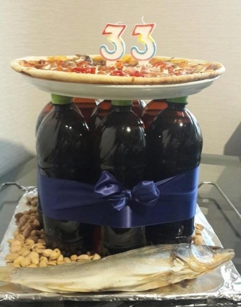 Emberünknek ma van a szülinapja