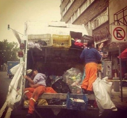 Munkahelyi romantika