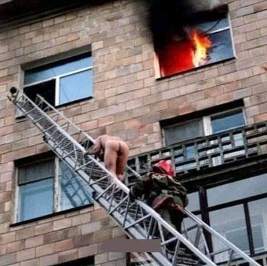Én ezért szoktam pizsamában aludni 🙂
