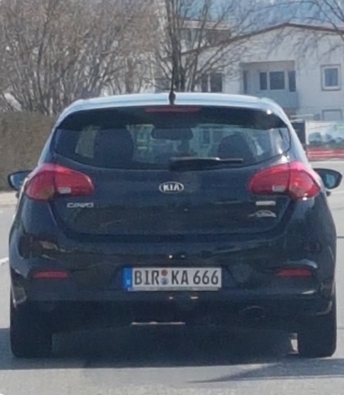 Egy érdekes német rendszám, amit mi magyarok megmosolygunk